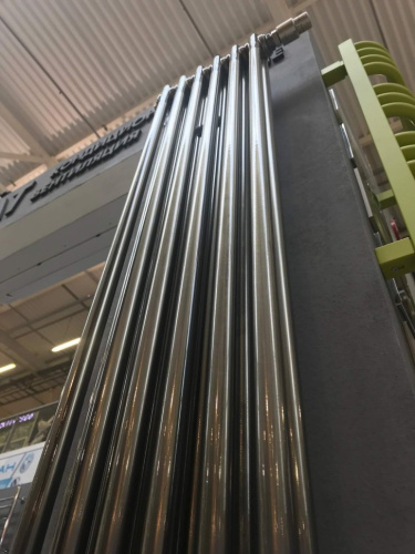 Стальной трубчатый радиатор Zehnder 2180 Charleston 10 секций TechnoLine