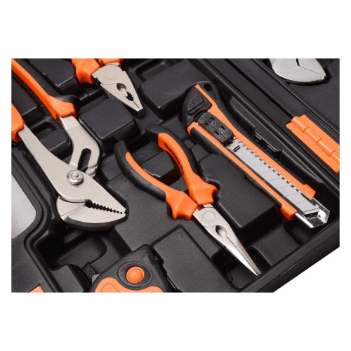 Набор инструмента бытовой Вихрь 73/6/7/10 в кейсе 23 предмета