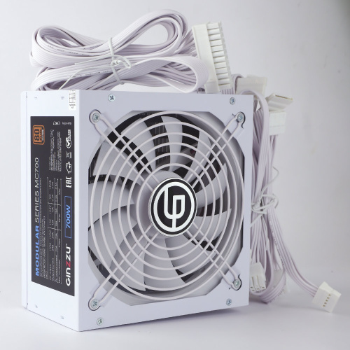 Блок питания Ginzzu MC700 700W White