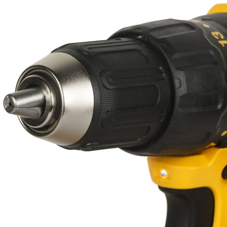 Дрель-шуруповерт DeWalt DCD777M2T